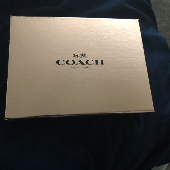 Authentic coach wristlet! New never used color saddle black - Picture 5 of 5